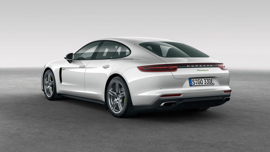  Porsche Panamera 4 E-Hybrid 2016 года  (фото 10 из 31)